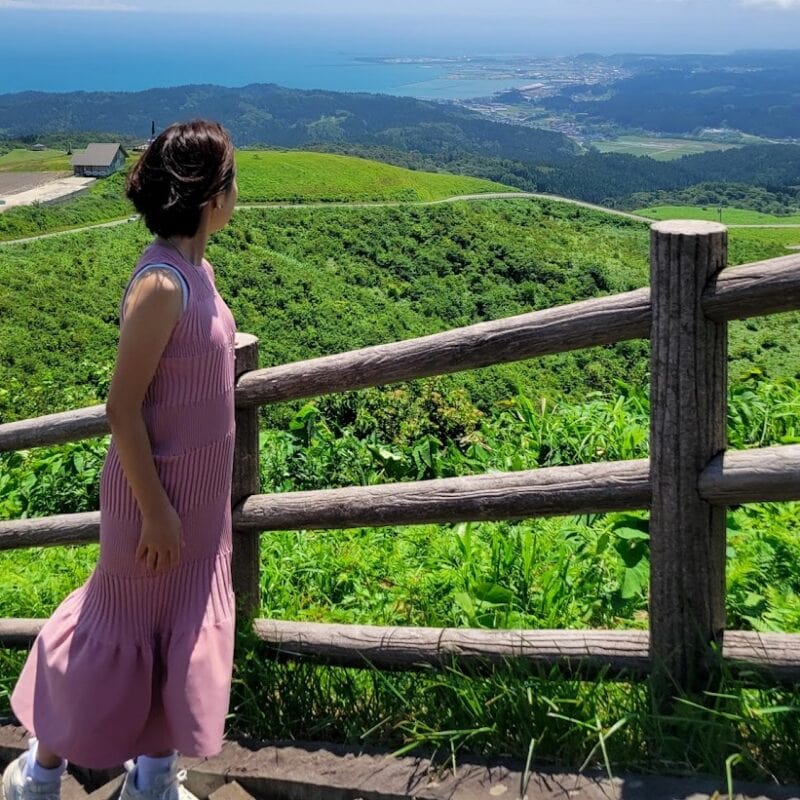 【60代ライフスタイル】旅インフルエンサーがおすすめ！秋田男鹿半島の楽しみ方