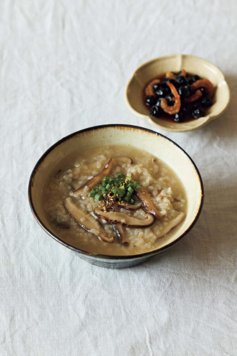 旨みが凝縮し、栄養も◎　万能な乾物を大活用！ しいたけ粥と黒豆と干しえびの甘辛漬け