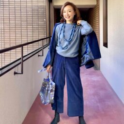ユニクロ　カシミヤクルーネックセーター　63BLUE