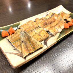 老鰻亭 魚関　うなぎ白焼き