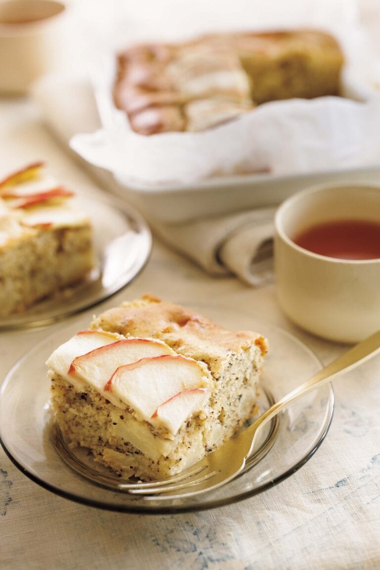 リンゴと紅茶の米粉ケーキ