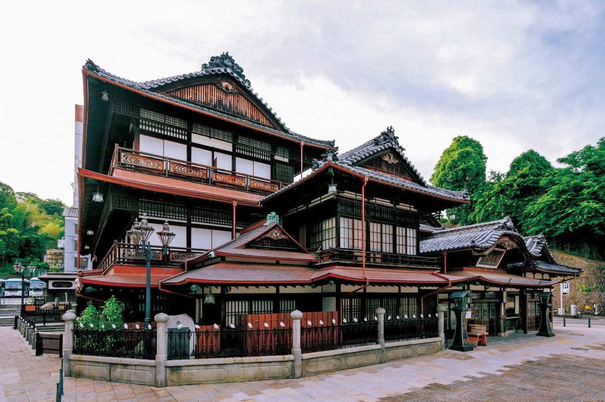 道後温泉本館