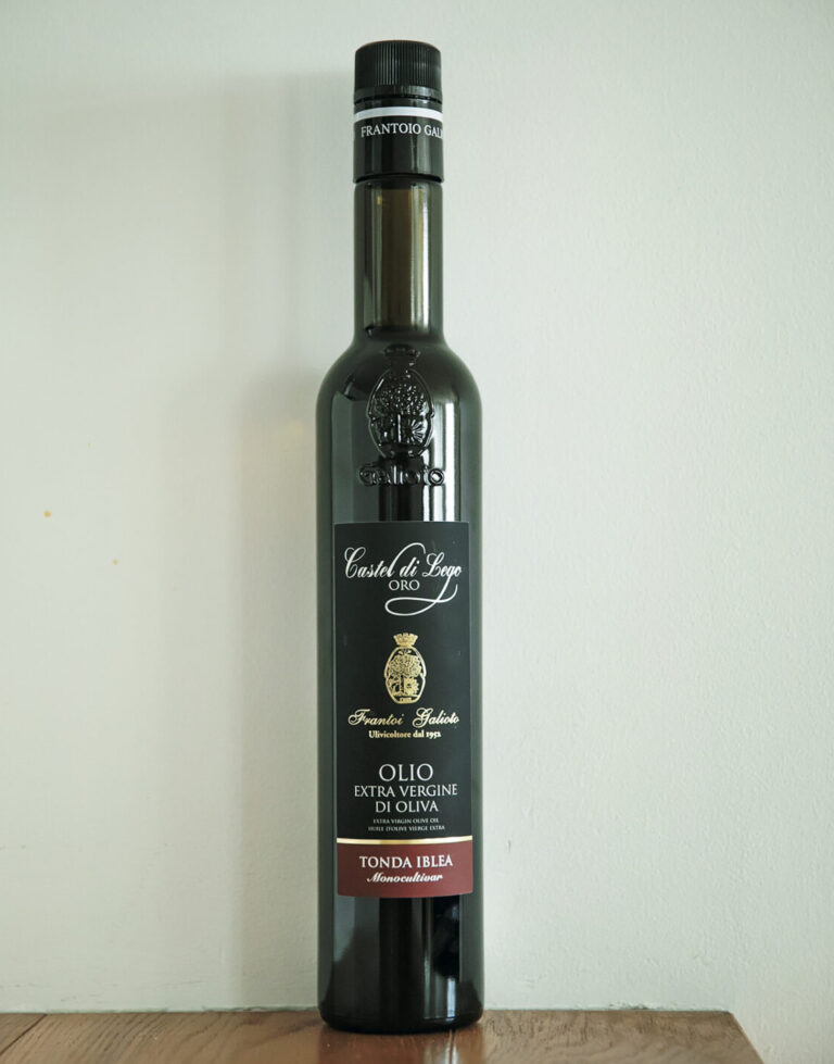 カステル・ディ・レゴ・オーロ 500 ㎖ ￥4,536 ／オリオテカ