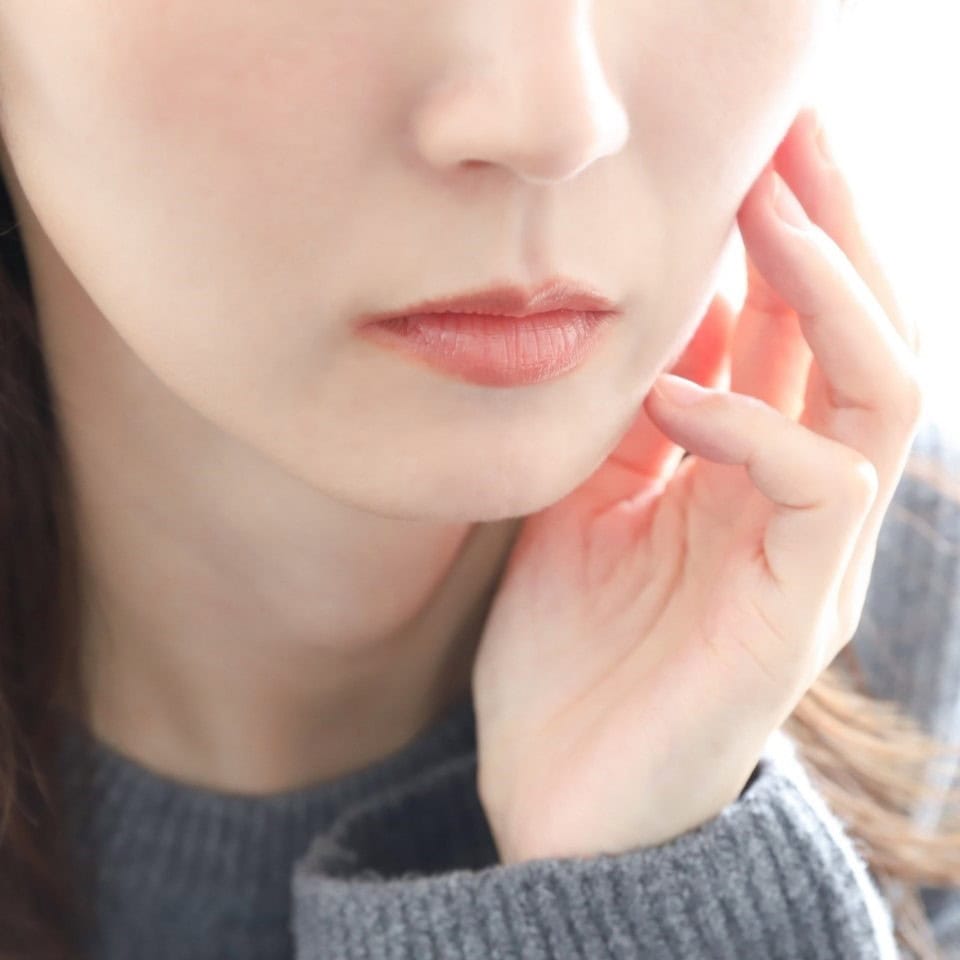 【60代ヘルスケア】ほうれい線が気になる方へ
