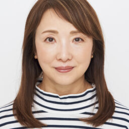 トップはふんわり、毛先はしっとりくるん