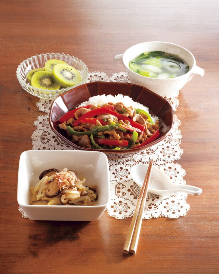 昼食：洋食／434kcal、たんぱく質24,1g（1人分）