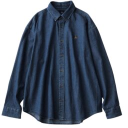 デニムシャツ¥8,990／ギャップ