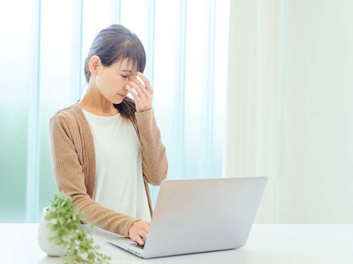 なぜ目がかすむの？60代に多い原因を知ろう