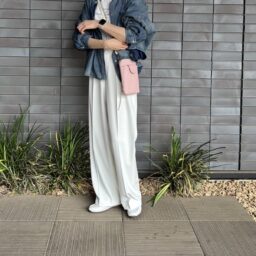 T-shirt : Gready Brilliant 、denim shirt : lazo_N33、shoes : REGAL