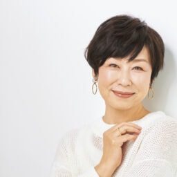 暑苦しく見えがちな夏場こそ涼やかで清潔感のあるメイクをキープして！