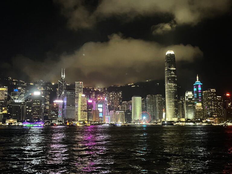 香港　ビクトリアハーバー　夜景