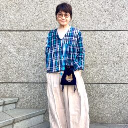 短め丈トップス×ワイドシルエットパンツでおしゃれを底上げ！スタイルアップが叶う着こなしに注目！