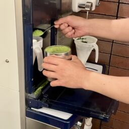 日本茶専門店「SHIKI」の日本一濃厚な抹茶ソフトクリーム