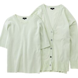 カーディガン¥8,990、ニット¥6,990／ともにプラステ