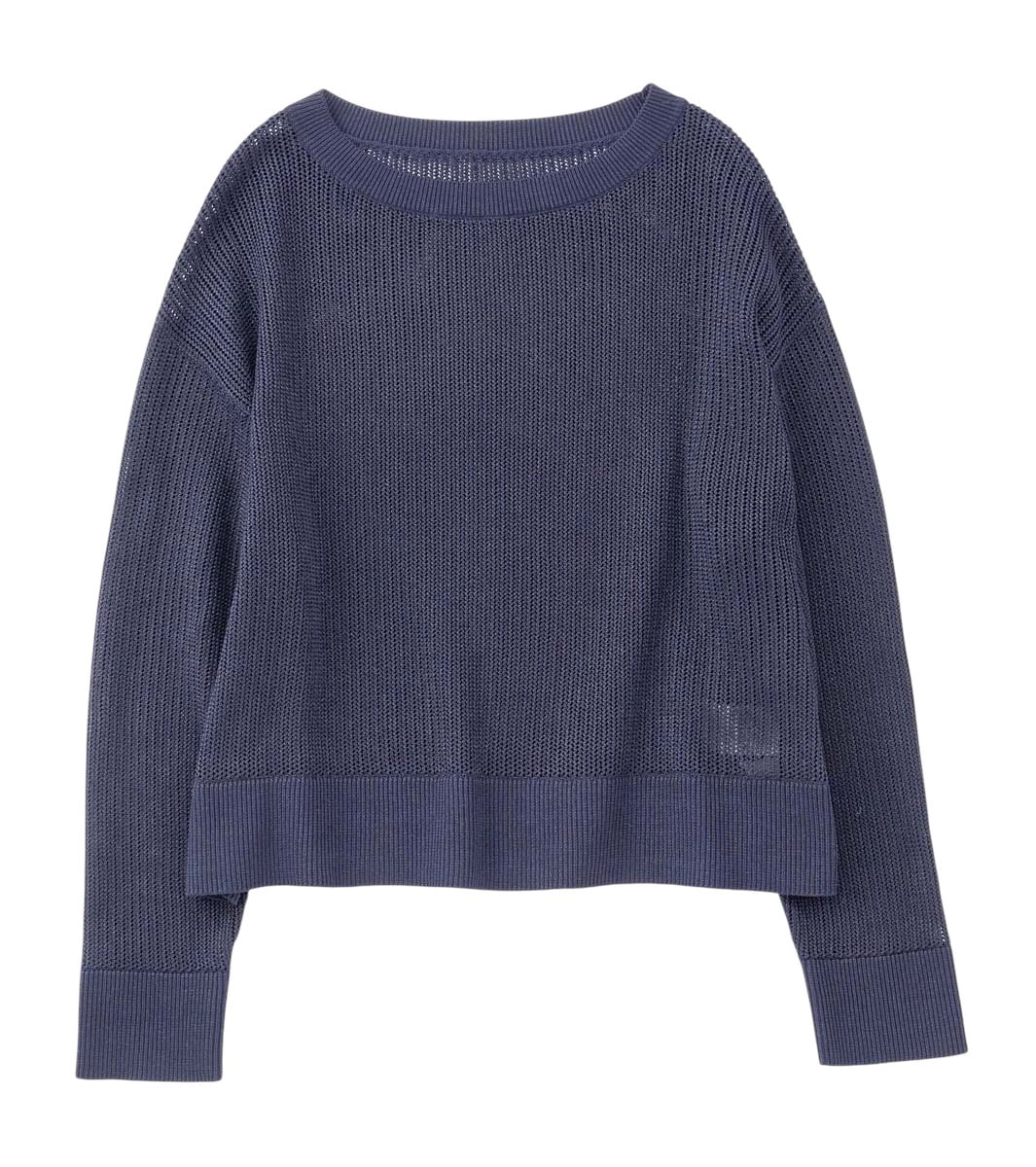 ニット¥7,990／アンフィーロ