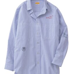 シャツ¥19,800／ペイ デイ×ジーンズ ファクトリー（ジーンズ ファクトリー 卸団地本店）