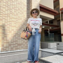 Tシャツ＋デニムワイドパンツ