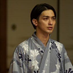 映画『国宝』より喜久雄の生涯のライバルとなる俊介（横浜流星）