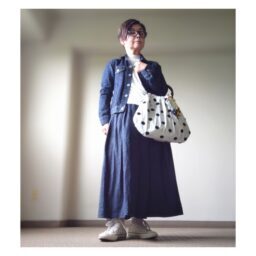『素敵なあの人』公式ブロガー・礒部良子さんの手作りバッグのコーデ