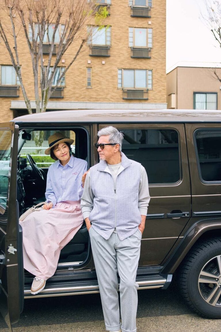 【第8位】【60代ファッション】「楽ちん」と「きれいめ」を両立するには？ウエストゴムスカートにコットンシャツを合わせて品のある着こなしに！【60代初夏の着まわし3weeks・Day18】