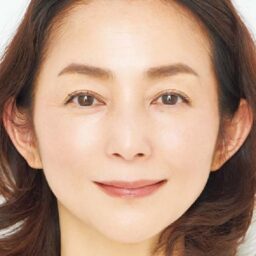 アイシャドウなし