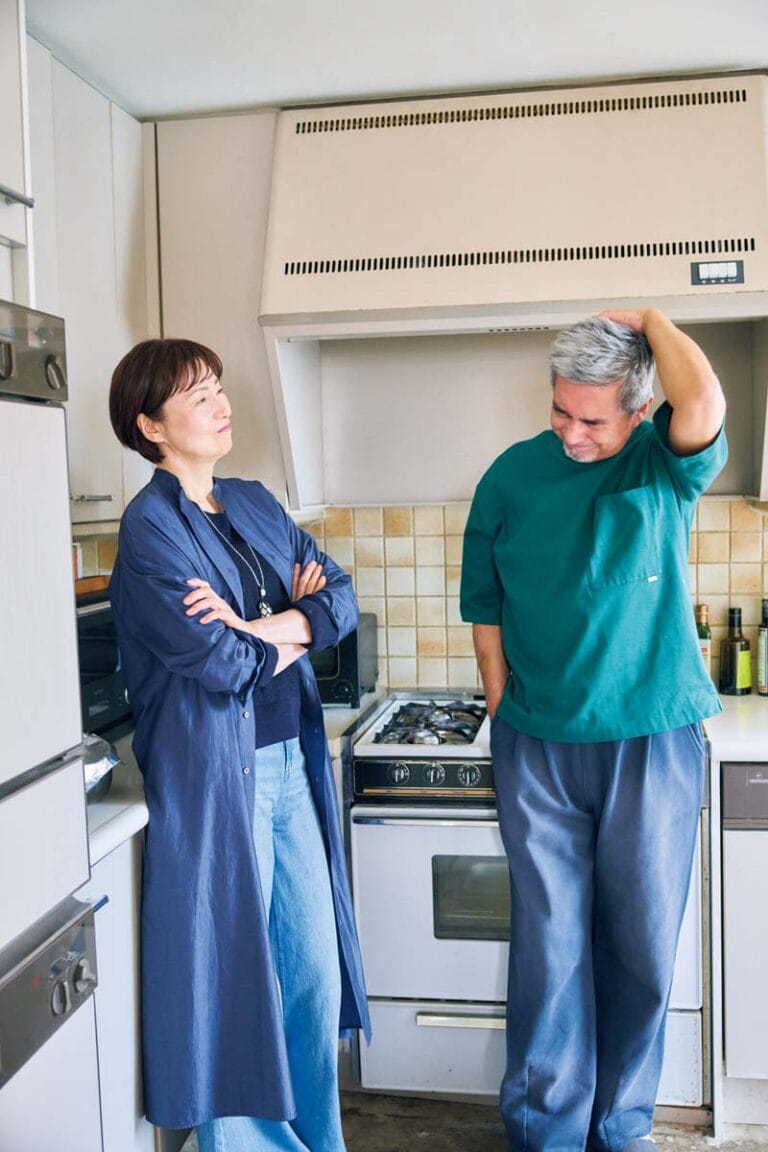 【第3位】【60代ファッション】スタイルアップも叶う！前開きシャツワンピースは肌寒日の羽織りにも大活躍【60代初夏の着まわし3weeks・Day14】