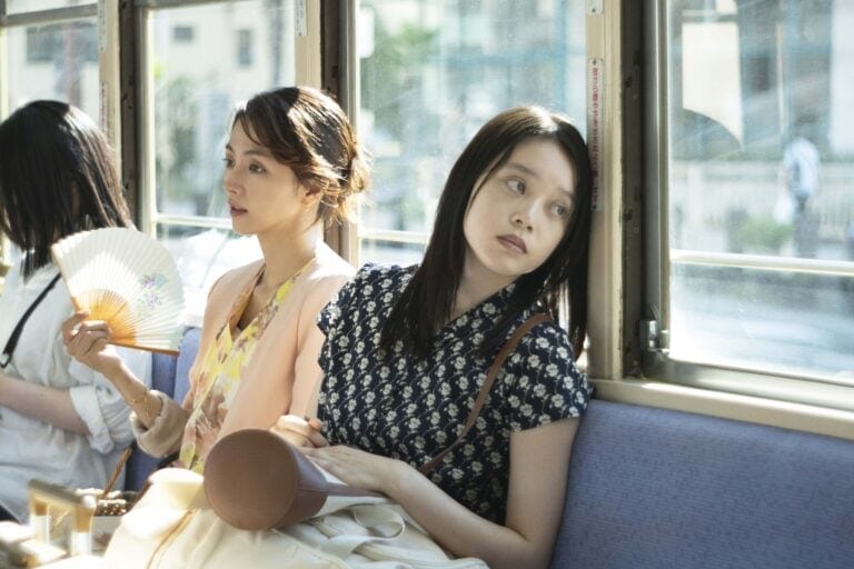 映画夏の砂の上より満島ひかりと髙石あかり
