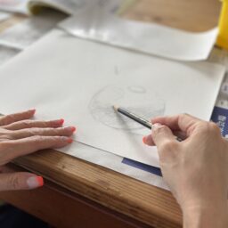 リンゴの絵の下描き