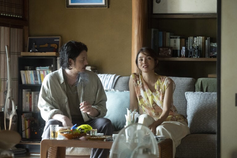 映画夏の砂の上よりオダギリジョーと満島ひかり