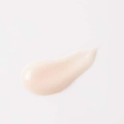 ルナソル グロウデイセラムUV SPF50+・PA++++ 30g ¥5,280／カネボウ化粧品
