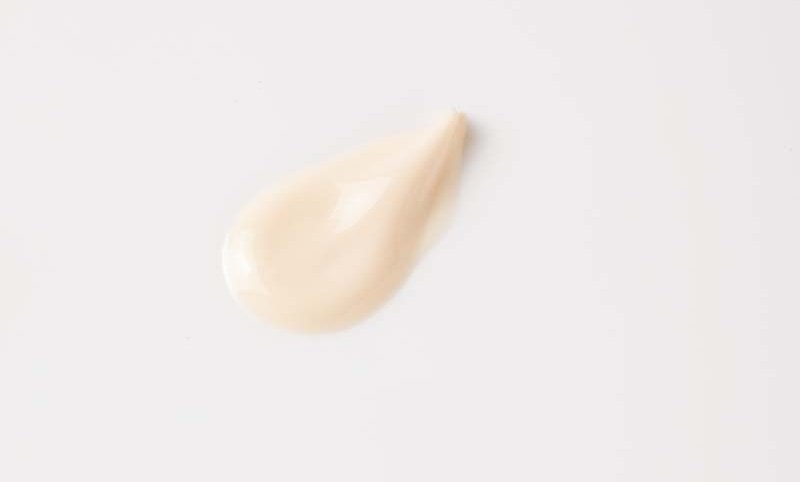 FAS ザ ブラック デイ クリーム［医薬部外品］ SPF50+・PA++++ 40g ¥6,600／シロク