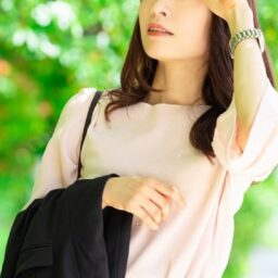 夏に肌トラブルが増える原因は？