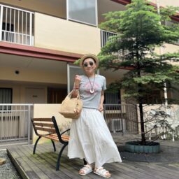 「しまむら」Tシャツコーデ