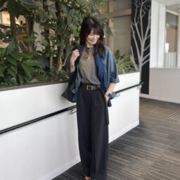 ウエストインしてもすっきり着られるデザイン