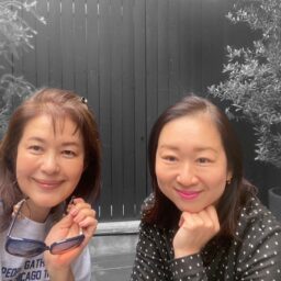 岩井ヨシエさん、輸羽木さん