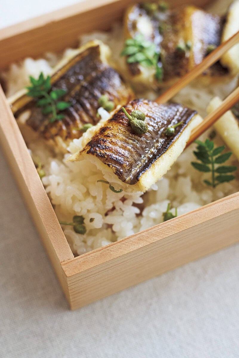 主食　あなごごはん