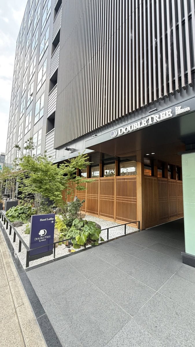 京都駅からアクセス抜群。ホテルエントランス