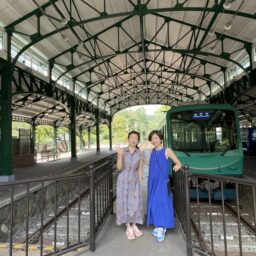 叡山電鉄八瀬比叡山口駅ホームで