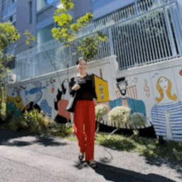 Tops … ZARA Pants … 6(ROKU) Shoes … GIUSEPPE ZANOTTI Bag … HELEN KAMINSKI