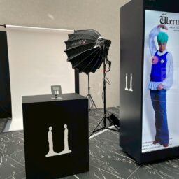 G-DRAGON展示会ホログラム撮影ブース