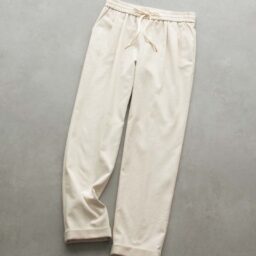 パンツ¥17,600／イキツケ（IKITSUKE笹塚店）