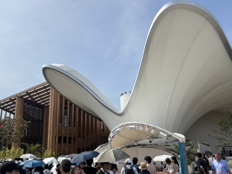 大阪　関西万博　クウェート館　外観