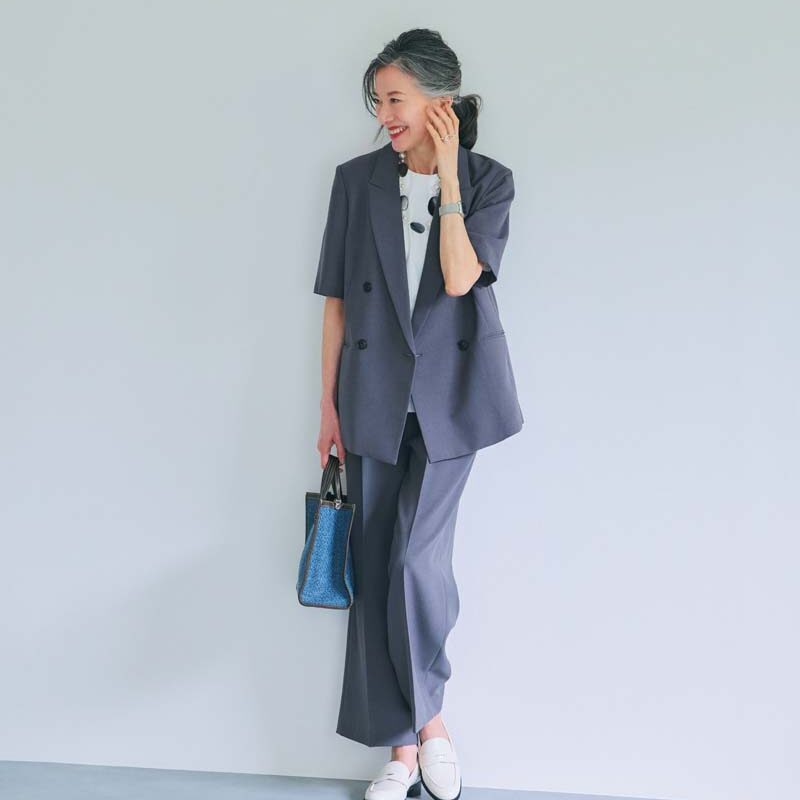 【60代ファッション】洗濯機で洗えてシワになりにくい！汗も汚れも気にせず着られる夏のきれいめ服5選