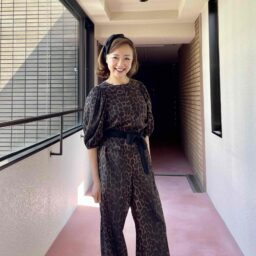 「H&M」のカットソー＆パンツ
