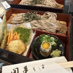 「開運蕎麦」のお料理
