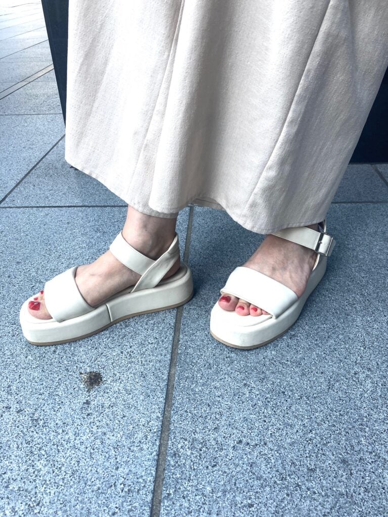 サンダルはenchanted