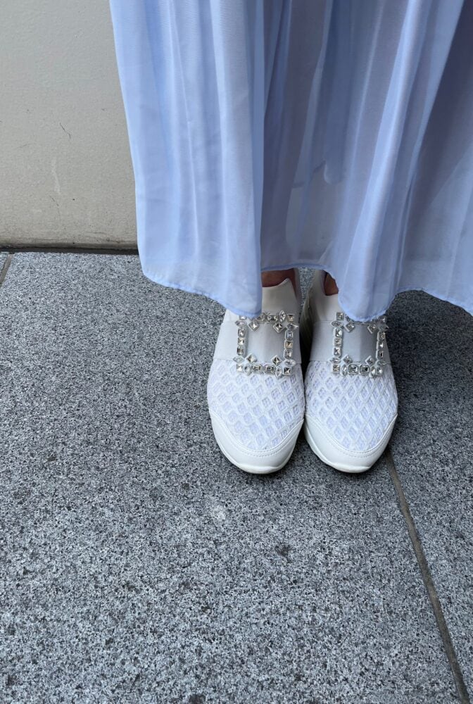 「イーボル」の靴