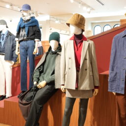 ユニクロ25-26展示会1