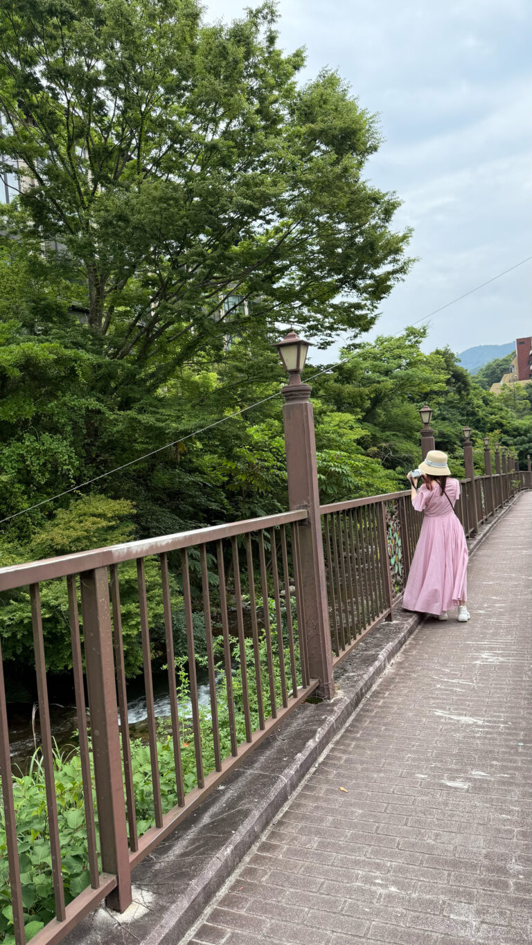 不動滝から渓流沿いをそぞろ歩くだけで癒されます