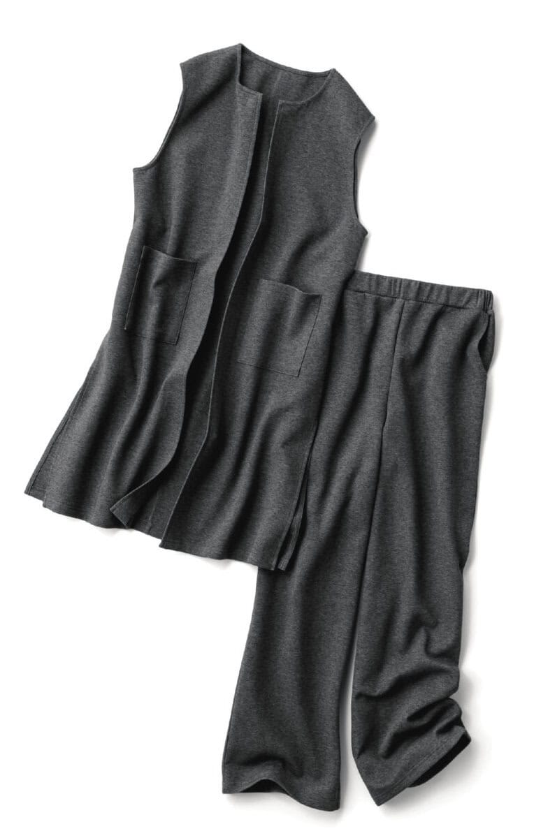 IラインスッキリジレNW　￥5,990～　M～３L、IラインスッキリパンツNW　￥4,990～　M～３L